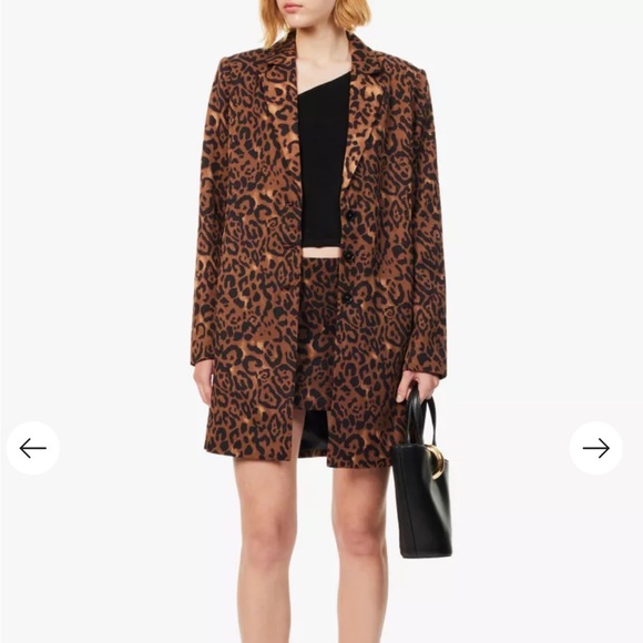 Reformation x Laura Harrier Leopard Relaxed Blazer size XS perfect condition. - Picture 3 of 4